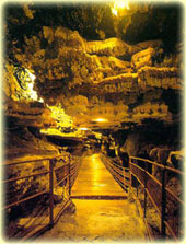 AliSadr Water Cave