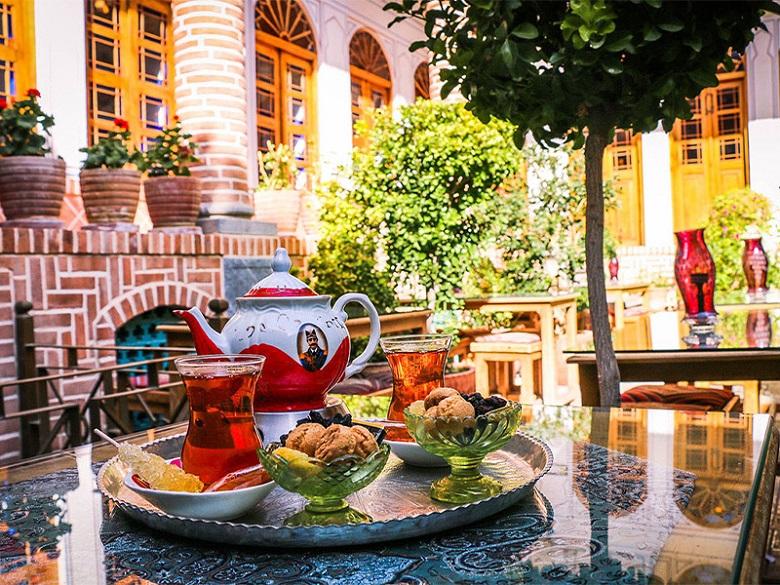 Shiraz Cafe Gardi Tour, Books, Games & Conversation