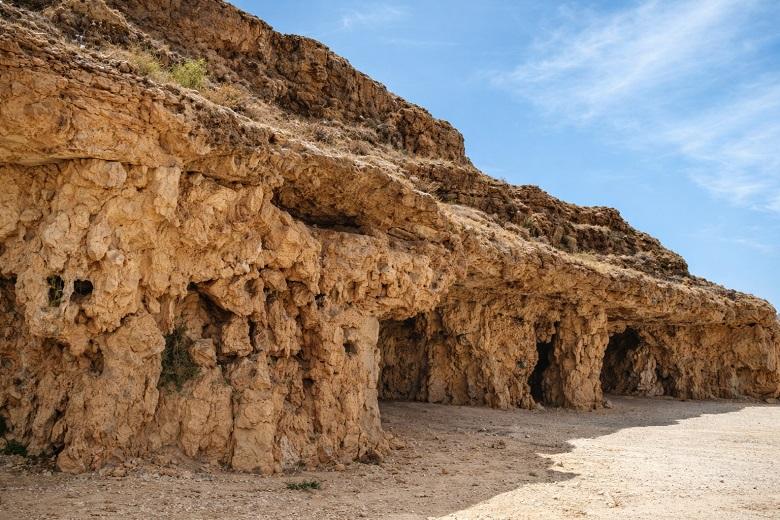 Sangterashan Cave