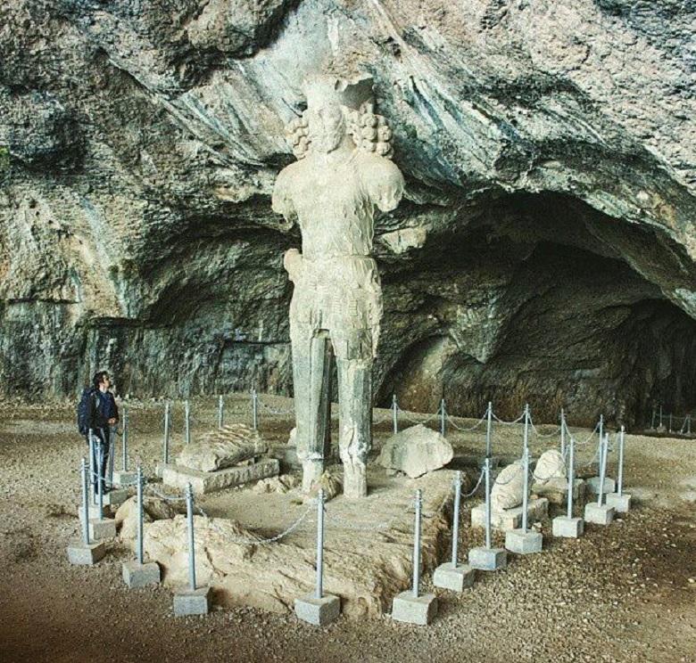 Shapour Cave
