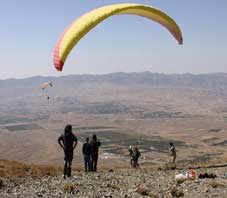 iran,fars,paragliding